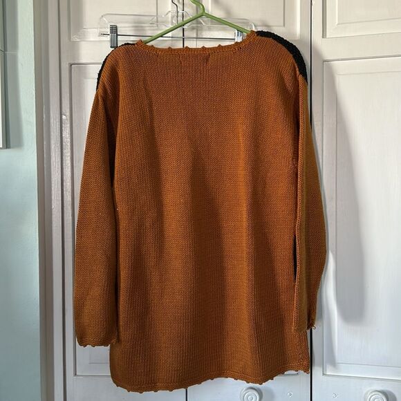 Vintage Women's Tunic Sweater with Embroidered Design - Size M - Picture 8 of 11